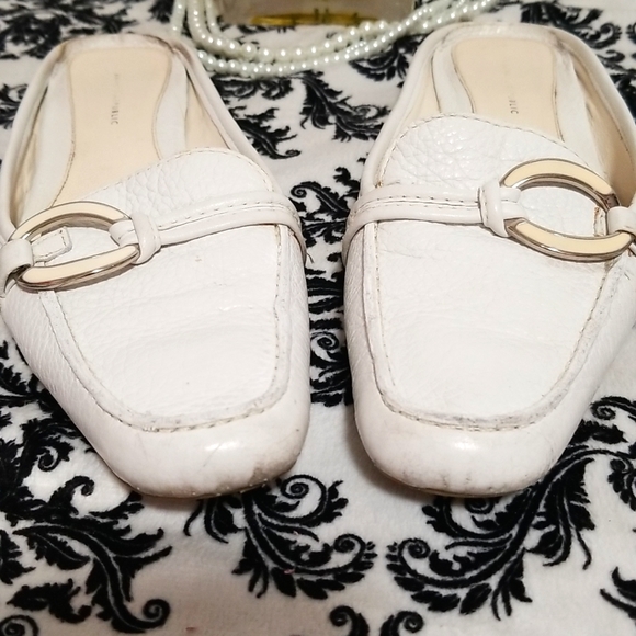 Banana Republic White Leather Mules - Picture 8 of 10